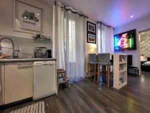 Appartement Cannes apartment - city center, AC / wifi 5 Rue Florian 06400 Cannes Provence-Alpes-Côte d\'Azur