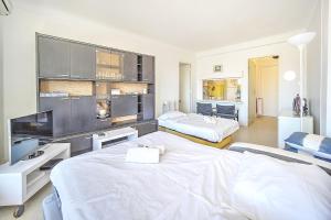 Cannes beaches 3 mn Super quiet 1 BR - 6 PAX with balcony by Olam Properties