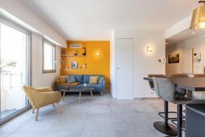 Cannes Center, Renovated Apartment with Balcony, Ideal for Holidays or Congress!