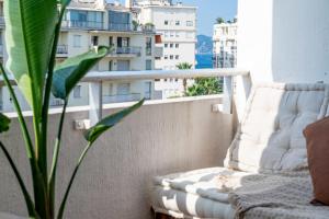 Cannes center superb two-bedroom apartment