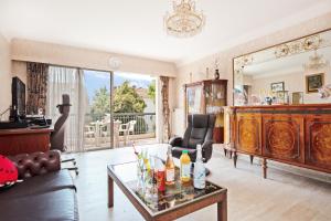 Cannes Centre 2 terrasses 2 chbres 6 Pers Parking