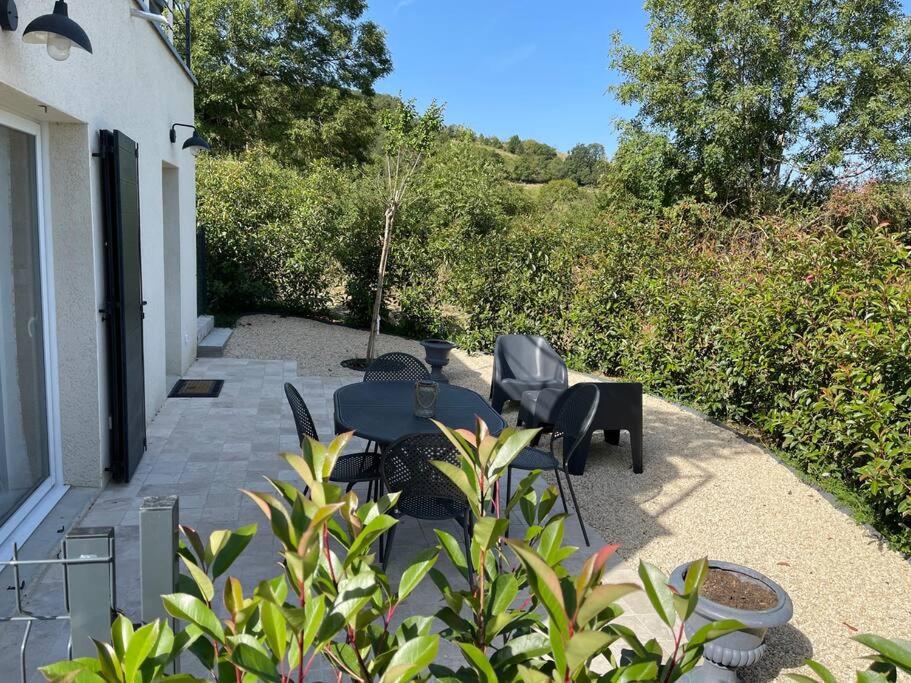 Cannes Close Centre 2 BR architect tribute Brigitte Bardot Olam Properties