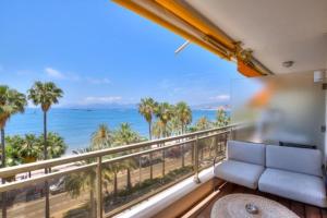 Appartement Cannes Croisette magnifique appartement 79 Boulevard de la Croisette 06400 Cannes Provence-Alpes-Côte d\'Azur