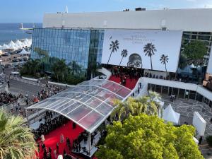 Cannes - Croisette - Palais des Festivals