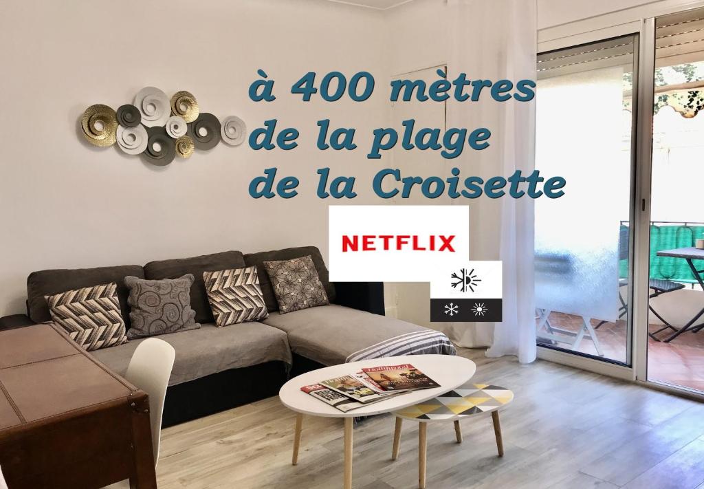 Appartement Cannes Croisette T2 derrière Martinez plage 3' à pied Boulevard du Général Vautrin 06400 Cannes