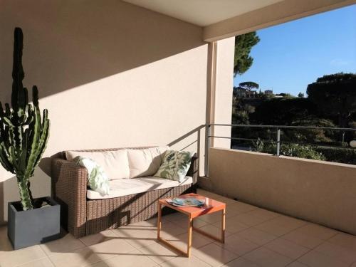 Appartement Appartement Cannes la Bocca, 2 pièces, 4 personnes - FR-1-609-14 APPARTEMENT N°25 - 1ER ETAGE 2 Impasse Francois Tuby Cannes