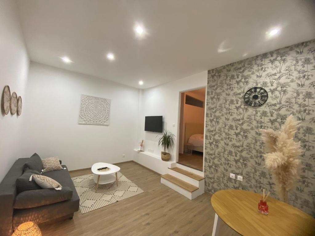 Cannes Luxurious duplex apartment - green & quiet environment centre 5 mns by Olam Properties 06400 Cannes