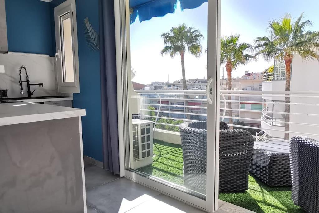 Appartement Cannes Palm Beach plage 2 minutes à pieds 12 Rue du Cros Vieil 06400 Cannes