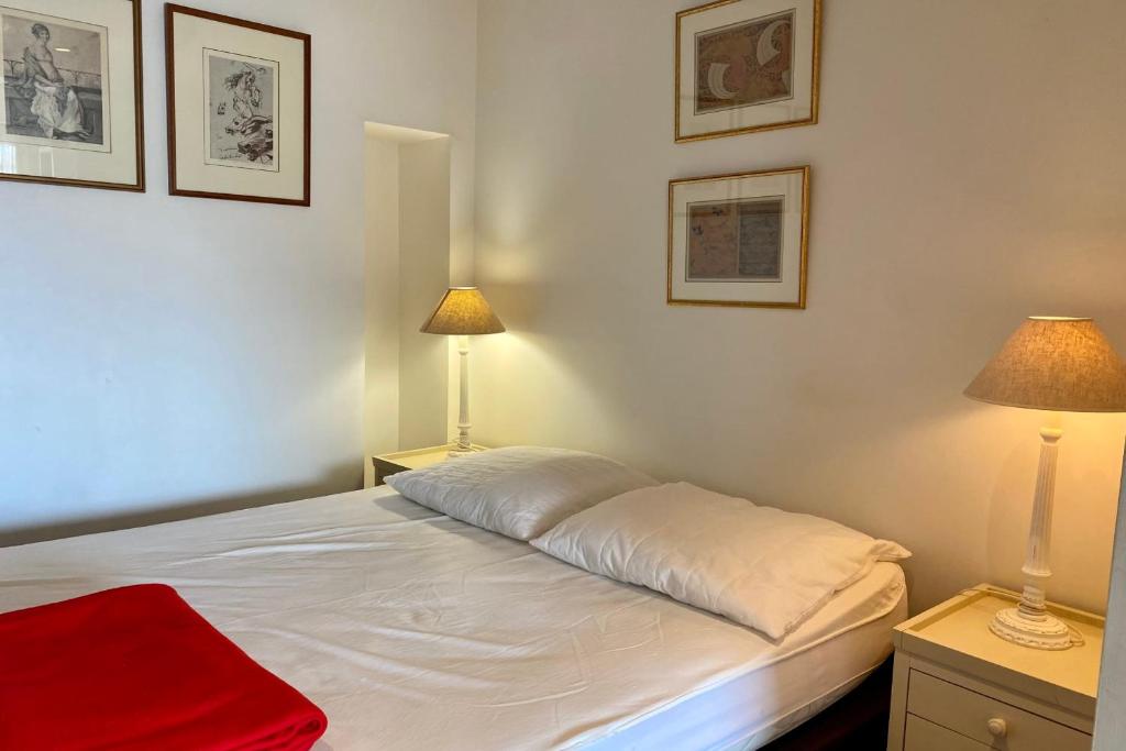 Cannes Palm Beach Top Floor Terrace ! SAINT JAMES 108 BOULEVARD DE LA CROISETTE Petit Saint James, 06400 Cannes