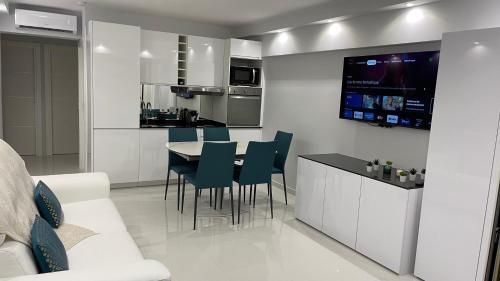 Cannes Pointe Croisette : superbe logement vue mer