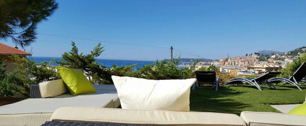 Appartement Cap au Sud,Vue panoramique mer,piscine 18 Avenue Katherine Mansfield 06500 Menton