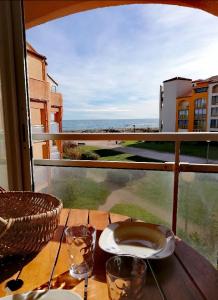 Cap de Mer - Vue sur mer - Une chambre - Une terrasse - Accès direct plage - Commerces à proximités