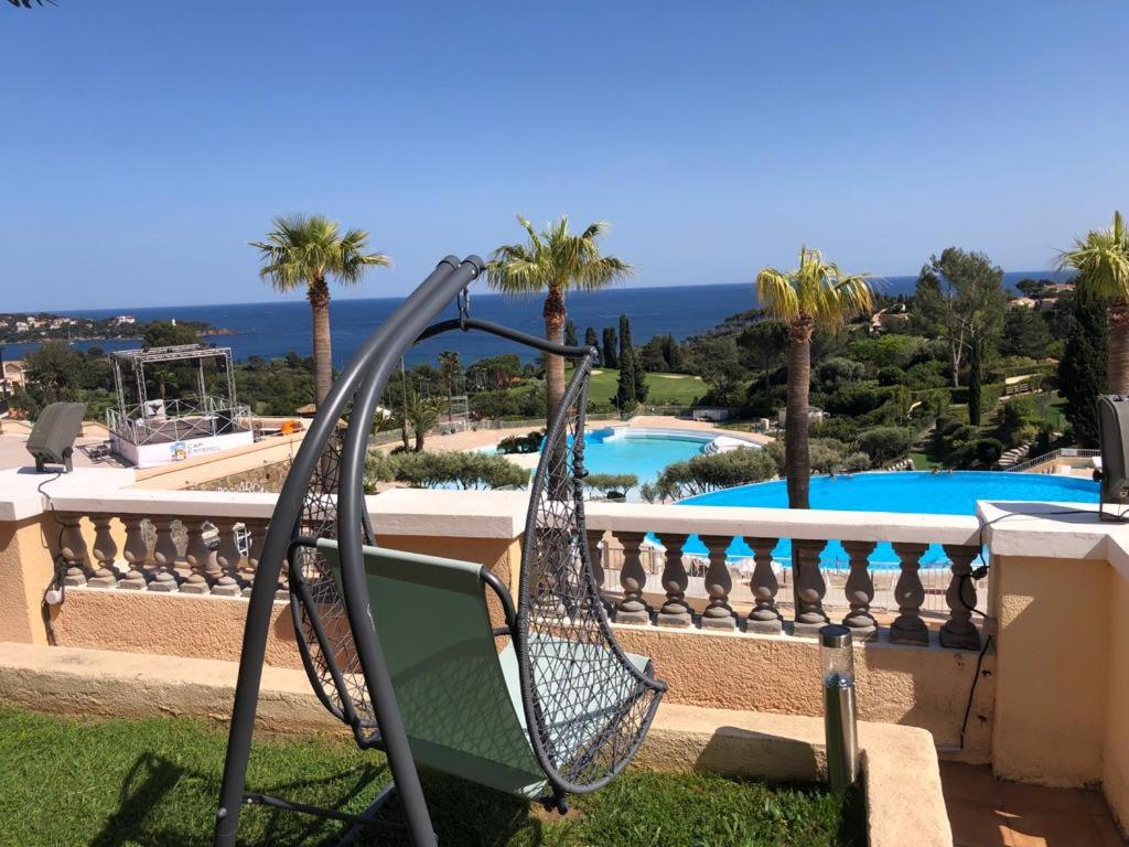 Cap Estérel, 2 pièces, jardin, vue mer et piscine Agay, 83530 Agay