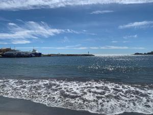 CAP SUD 83 APPART VUE MER 200m plages