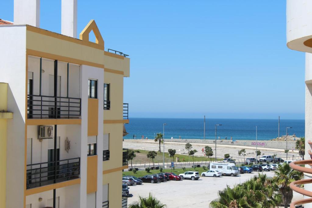 Appartement Caparica Sunny House II Avenida 1º de Maio N25, 3ºB 2825-397 Costa da Caparica