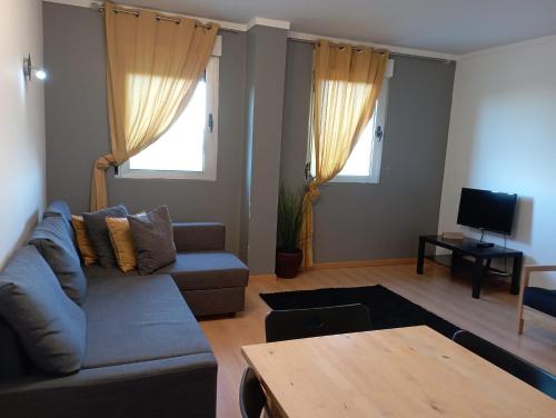 Cardoso Pires 2 Bedrooms Apt.