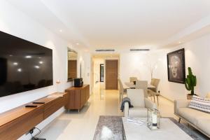 Appartement Carlton area : Luxury & new 2 beds/ 2 baths 17 Rue du Canada 06400 Cannes Provence-Alpes-Côte d\'Azur