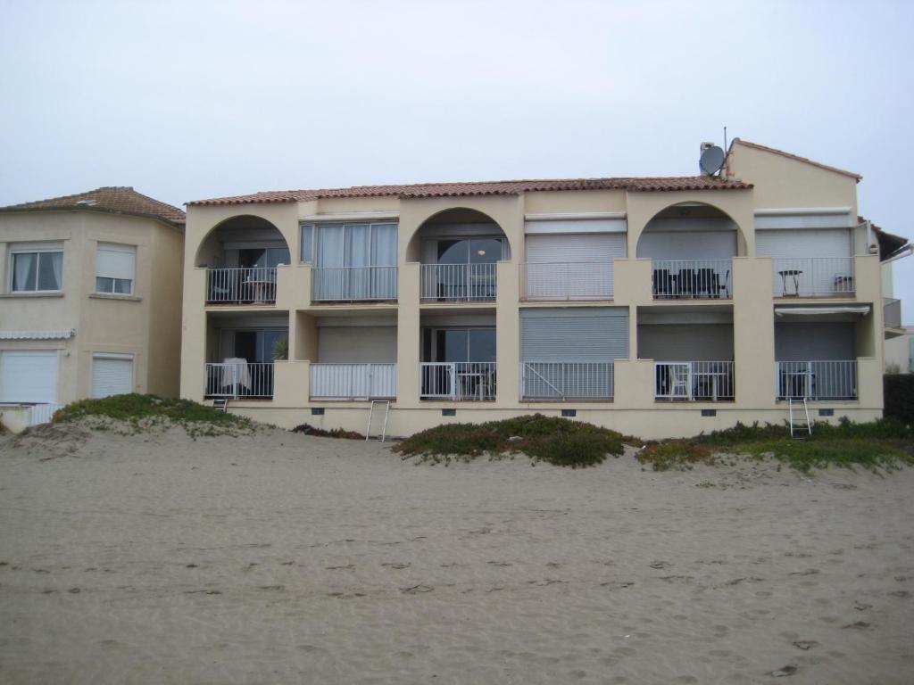 Carnon Cm 28 Avenue grassion CIBRAND, 34130 Carnon-Plage