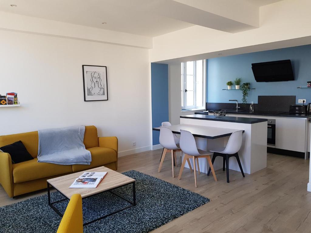 Appartement Carnot Chic 1 Rue Antoine Armagnac 11000 Carcassonne