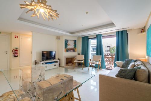 CAROB APARTMENT - BY MAYORAL (FALÉSIA BEACH)