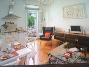 Appartement Carre d or 3 Rue François 1er 06000 Nice Provence-Alpes-Côte d\'Azur