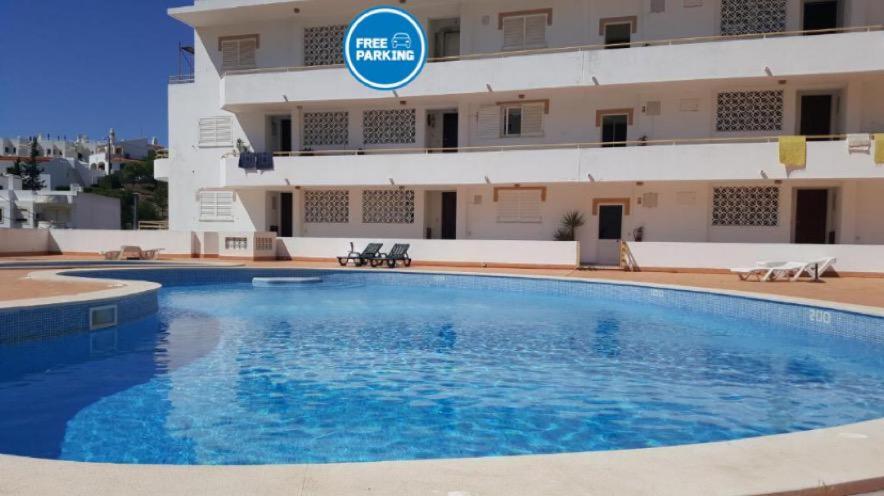 Carvoeiro Beach and Pool Estrada do Farol, 62 apt 27 - Edificio 2M, 8400-505 Carvoeiro