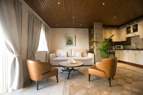 Carvoeiro Beach Duplex