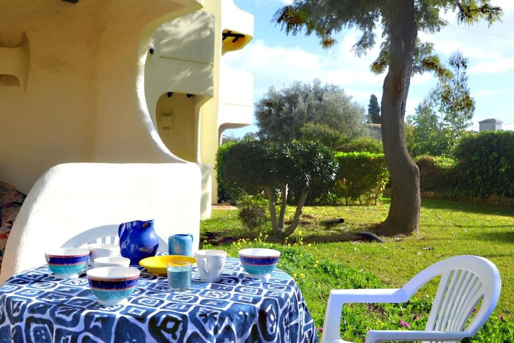Carvoeiro Duplex - Walk to Beach Aldeia das Chaminés Bloco C Apt 8, 8400-566 Carvoeiro