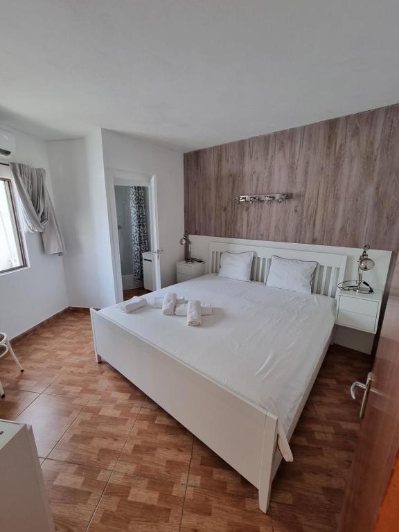 Casa agradável com piscina partilhada 325A Estrada das Sesmarias, 8200-385 Albufeira
