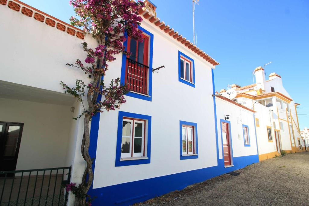 Casa Alentejana Beco do Moinho de Vento, Lote 2, 7645-303 Vila Nova de Milfontes