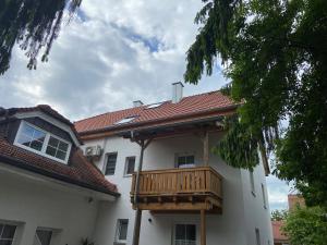 Appartement Casa Andrea 4 Zimmer Wohnung Haidlfinger Straße 7 94522 Wallersdorf Bavière