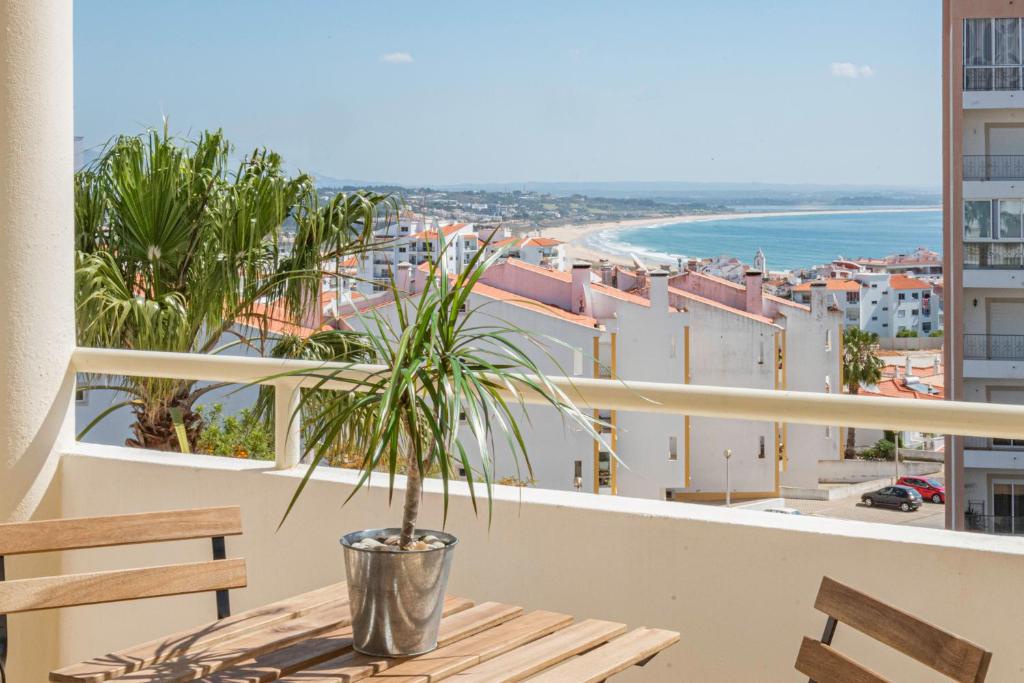 Casa Andy - 2 bed room apartment with sea view Praça do Poder Local, 7, 3º Frt, 8600-524 Lagos