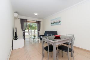 Casa Azevedo by ALGARTUR