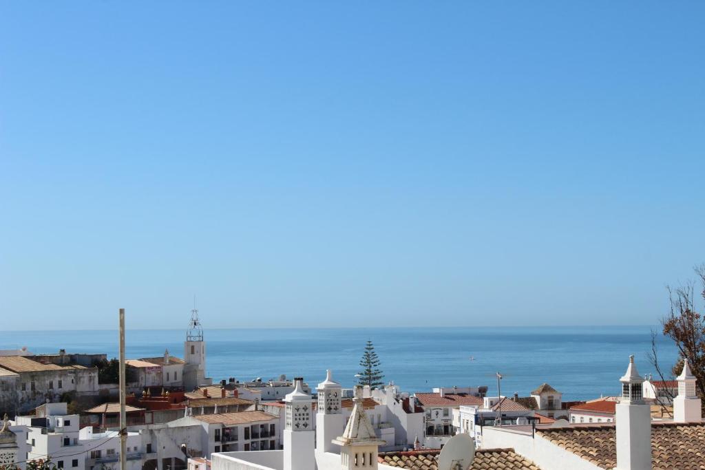 Casa beira mar Algarve Rua do Cerro Edificio Rosa do Cerro lote 21 B, 21 C, 8200-107 Albufeira