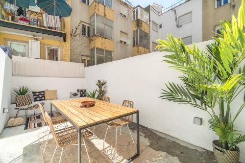 Casa Boma Lisboa - Elegant Apartment with Private Terrace - Ajuda II