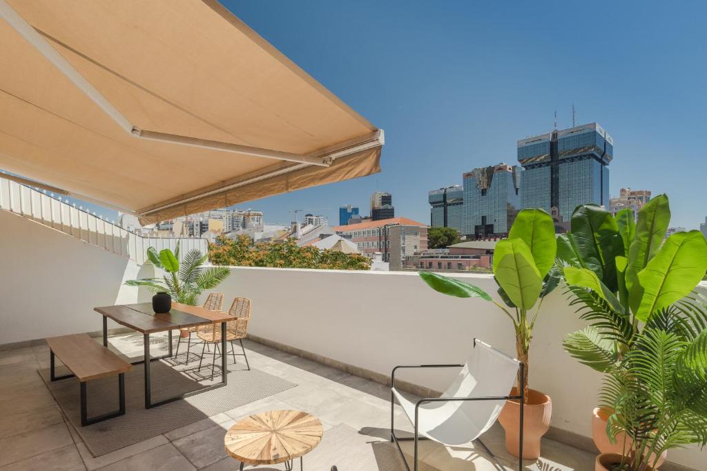 Casa Boma Lisboa - Lighting Apartment with Private Balcony - Campolide I 5 Alto do Carvalhão 6 Drto, 1070-008 Lisbonne