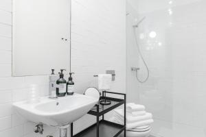 Casa Boma Lisboa - Modern and Stylish Apartment with Private Terrace - Lapa IV