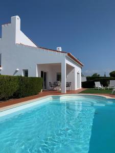 Appartement Casa Colina, walking distance to Arrifana Beach Urbanização Vale da Telha A 21 8670-156 Aljezur Algarve