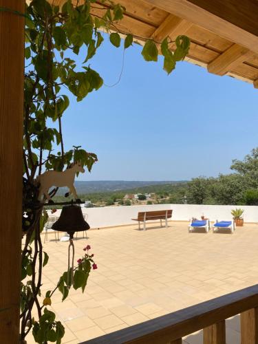 casa da ainheira 44 cruz da assumada 8100-296 Loulé