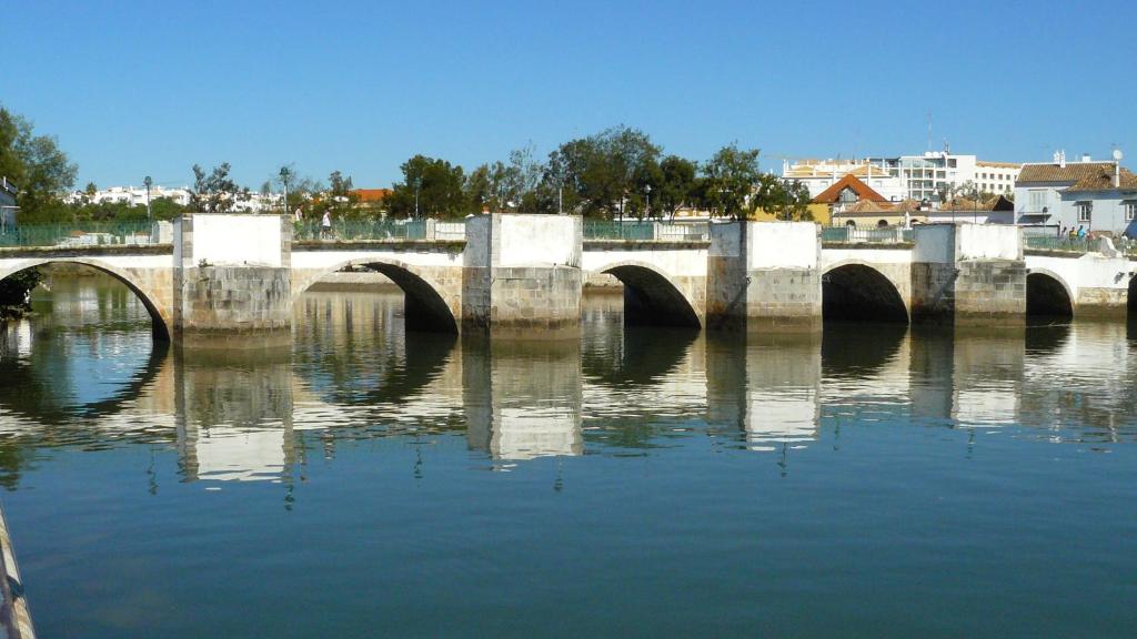 Casa da Porta Nova Rua de Álvares Botelho 27, 1º, 8800-318 Tavira