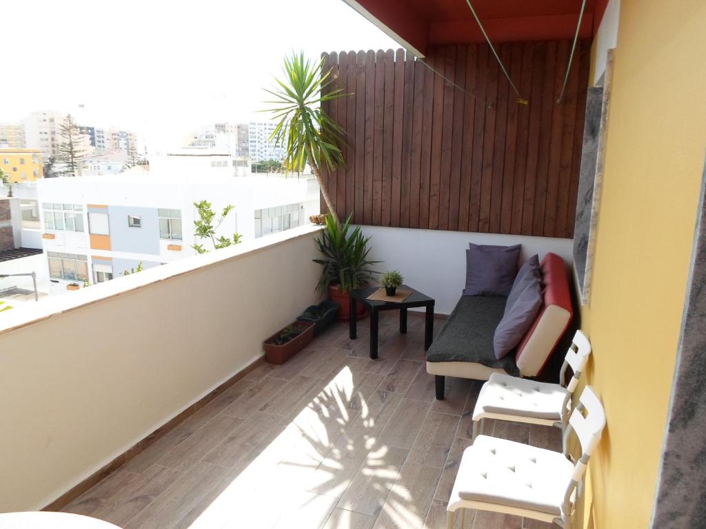 Casa das Portas Rua Actor Nascimento Fernandes 45 4E, 8000-201 Faro