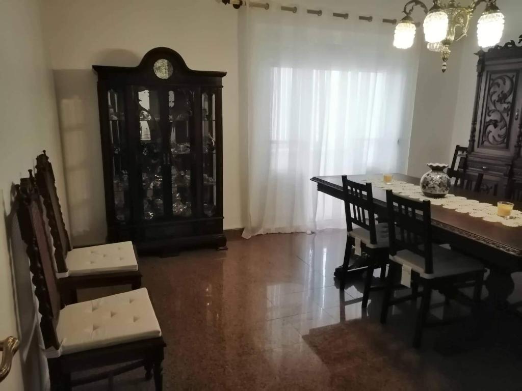 Casa do Botão Avenida da Liberdade 52 1°Dto, 2970-635 Sesimbra