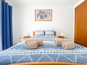 Casa do Farol - Apartamento com piscina junto à Praia do Camilo