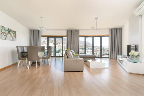 Casa dos Filhos by Rent2U, Lda
