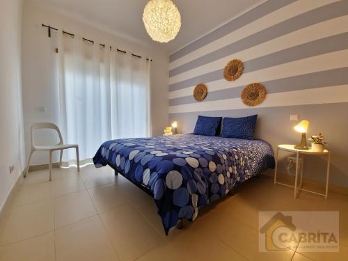 Casa dos Peixinhos T1 by YHA