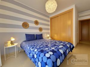 Casa dos Peixinhos T1 by YHA