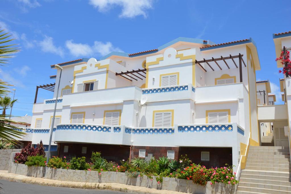 Appartement Casa dos viajantes Rua Dr. João Abel de Freitas Urbanizacao das pedras pretas- Bloco 3 Apartamento H, Porto Santo. 9400-159 Vila Baleira