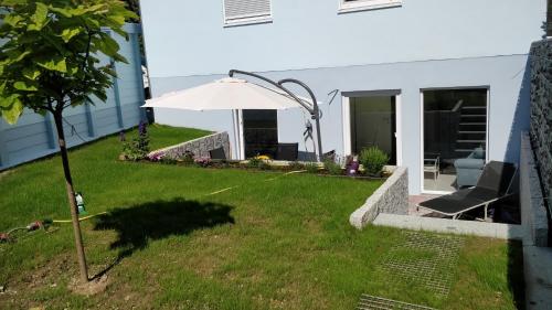 Casa Elea, die Ferienwohnung mit Terrasse und Garten am Tor zum Bodensee