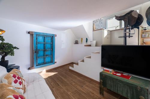 Casa Estábulo- Cozy Rustic Farmhouse (HORSE LOFT)