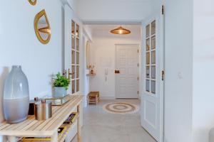 Casa Golden Bamboo, private patio & 100m from the river!